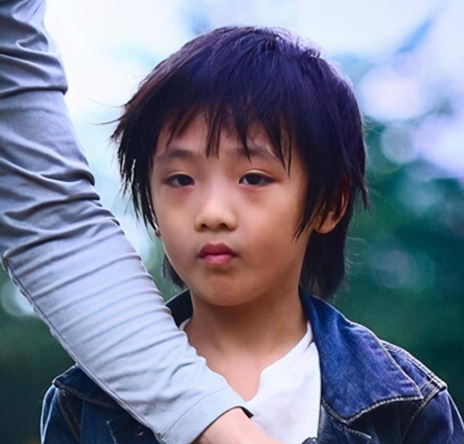 原创影帝吴镇宇与初恋相爱8年后分手现任妻子王丽萍是漂亮模特