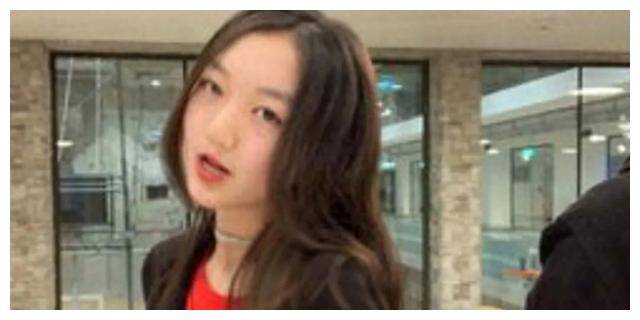 李嫣近照惊艳成长蜕变曝光引发网友狂赞