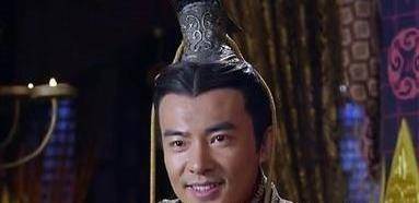 在诏书中刘秀还说:"今日朕特遣大司徒戴涉,宗正刘吉前来收取皇后印绶.