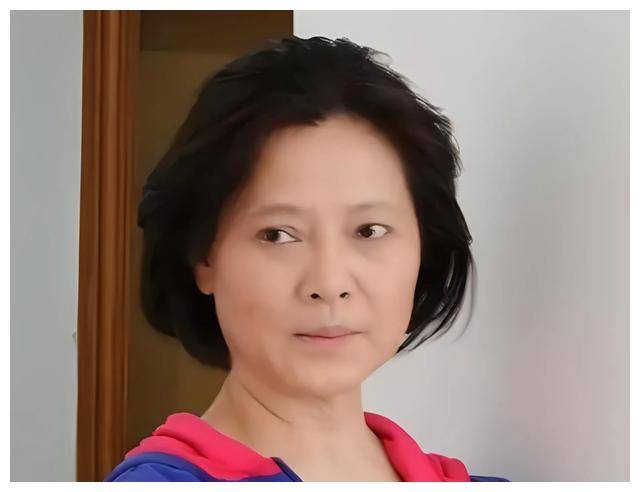 《顶级明星,现实强者,奴颜卑漆的《父母爱情》那位她》_生活_张九妹
