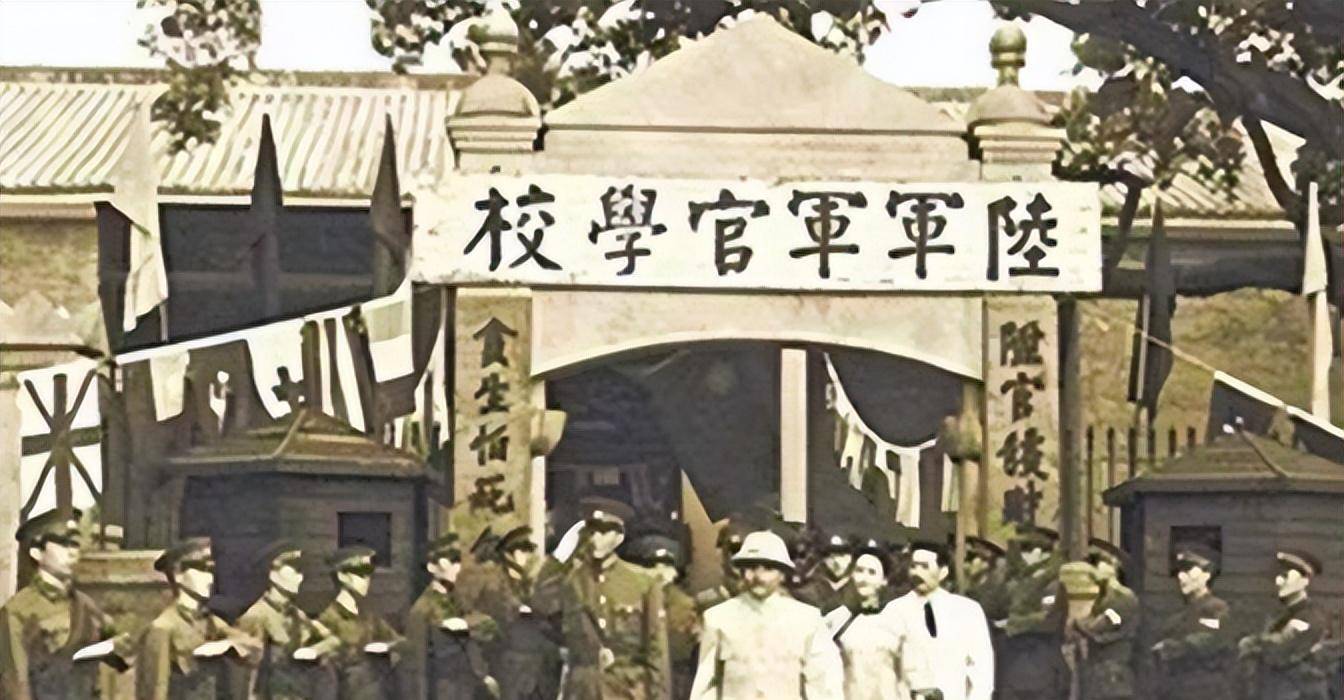 原创黄埔军校毕业生生下一女成为歌坛巨星晚年身份爆光成抗战英雄