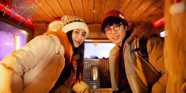 原创原创明天你是否依然爱我今日发布了李鸿其的圣诞表白片段以及约定