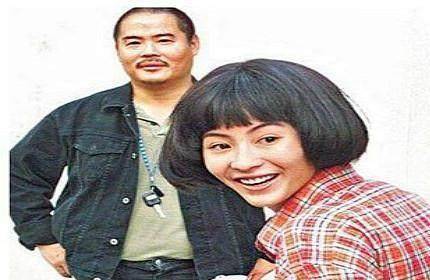 绰号"胡须勇",此黑帮大哥曾嗜赌如命,多次让明星女儿无辜牵连_张仁勇