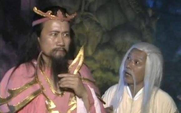 元始天尊对门下弟子也是区别对待十二金仙手中法宝也是有强有弱