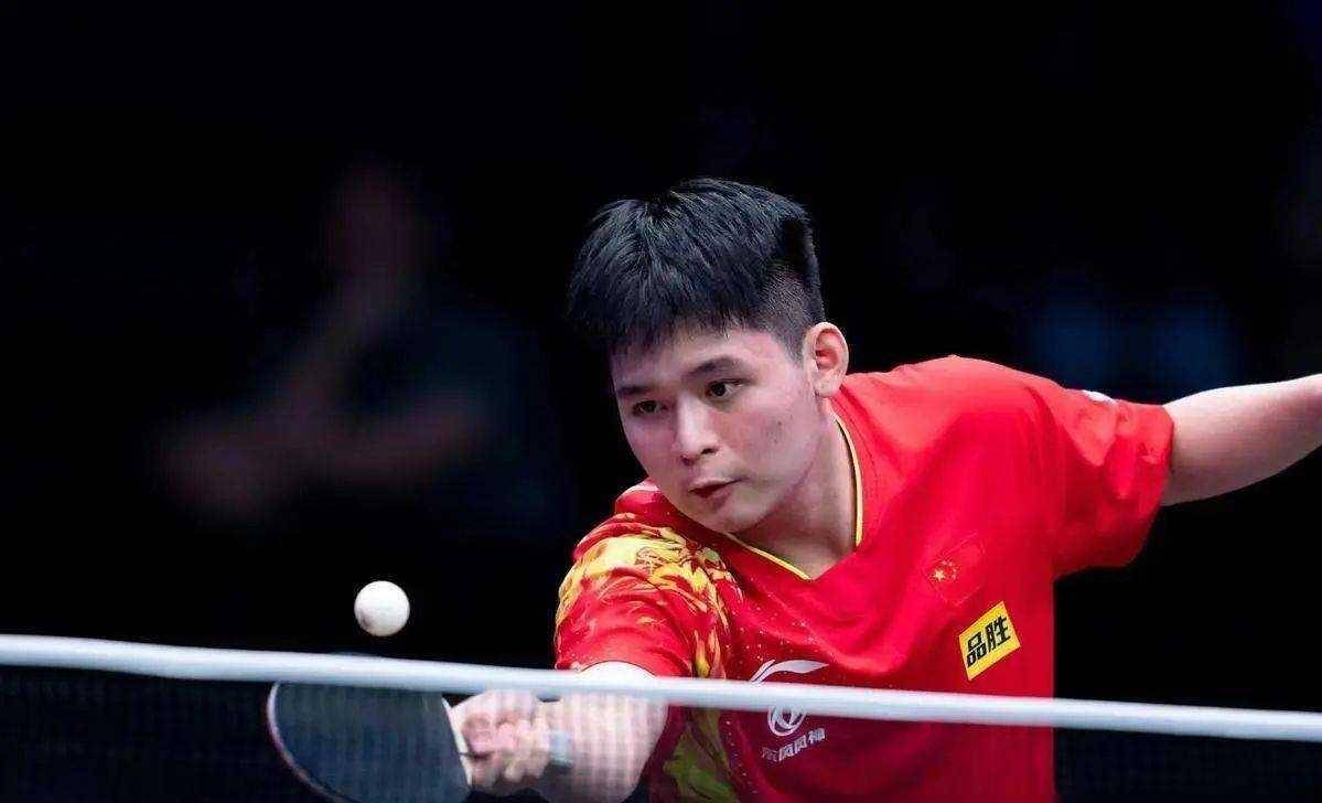 国乒选手大满贯首次被扣分,林诗栋心态崩盘被罚,18岁小将急了_波尔_比