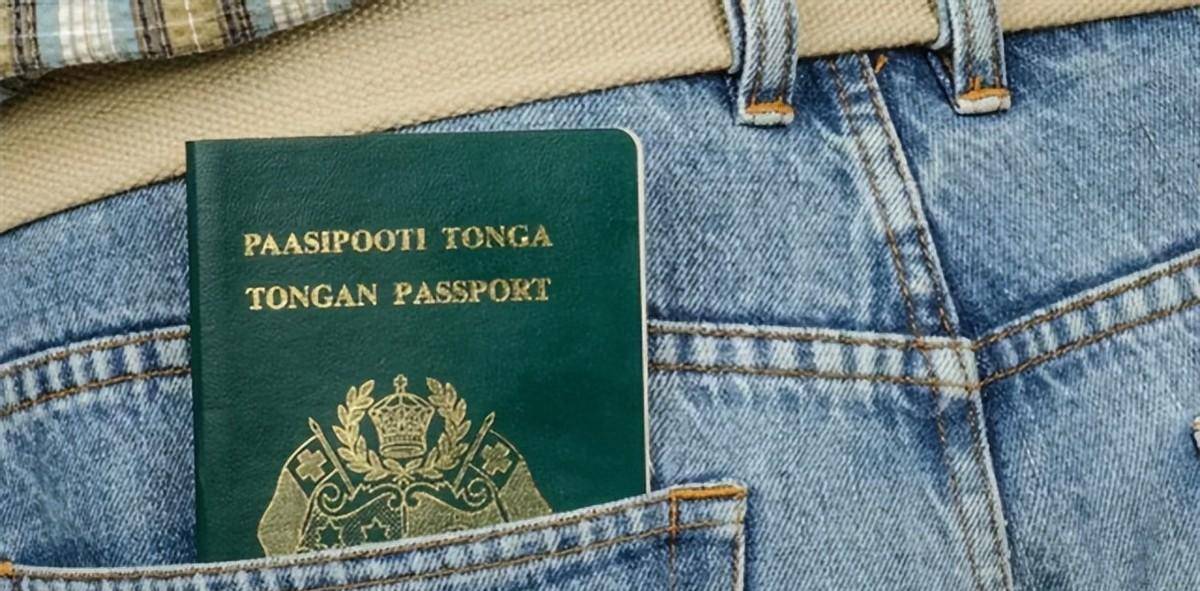 汤加国王图普四世为挣钱公开出售国家护照却被骗子骗走2450万