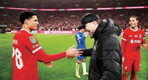 03年小孩哥中卫宽萨现在知道我还不算晚