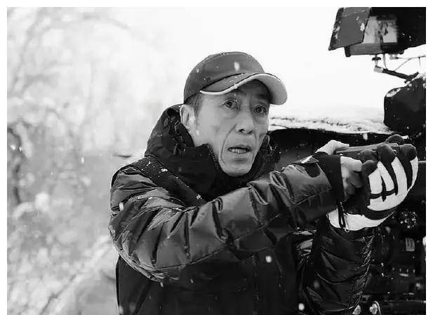 原创张艺谋虽然放弃了肖华但却从未放弃过张末她是我的骄傲