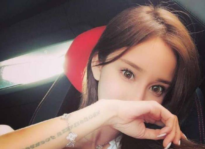 浙江富2代张晓恩,花3亿抛妻弃子追网红,破产被抓,女友无情分手_杨怡潇