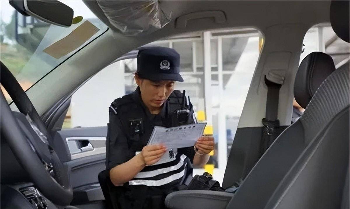 因此,缉毒警察们总是说,缉毒不仅要不怕危险,更要有坚定的信念,因为