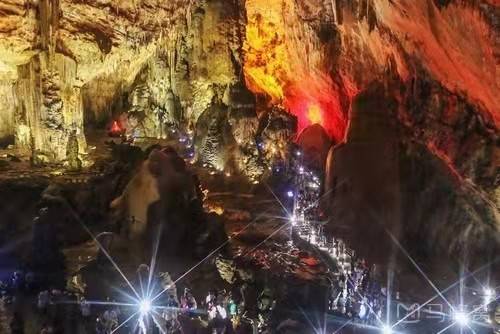 贵州旅游4天纯玩团价格贵州旅游攻略四日游及其花费人均800不要错过