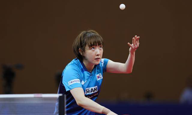 头号种子1:3不敌韩国削球手,刘国栋爱徒被淘汰出局_杜凯_选手_徐孝元