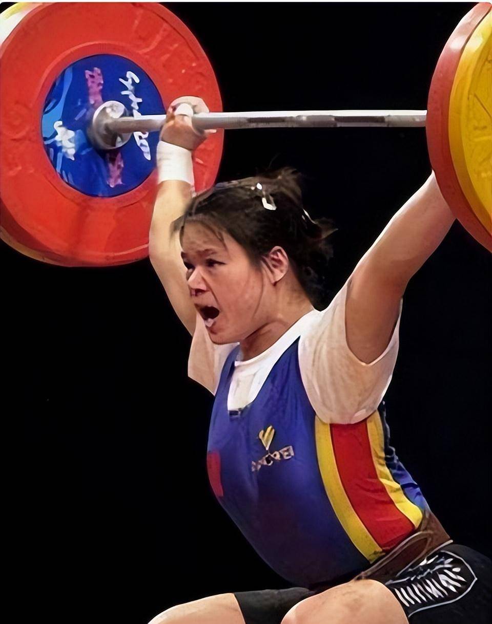 奥运冠军陈晓敏399万元高价拍卖所有金牌退役后辞去公职移民