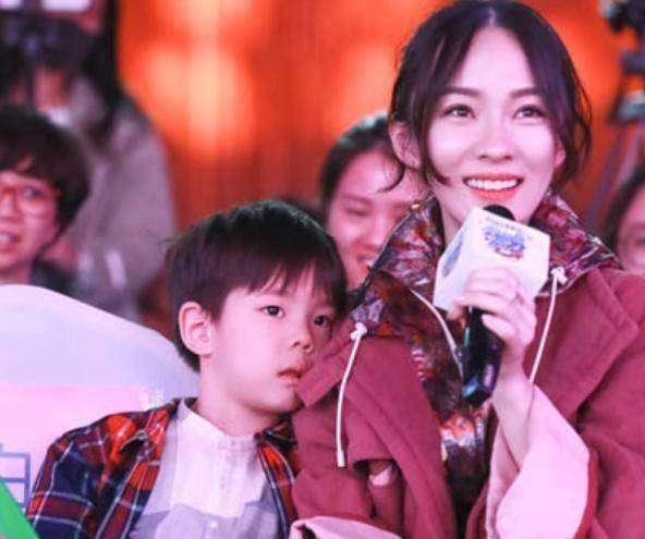 《妈超3》刚收官,黄圣依就带儿子录制新综艺,引发网友热议_安迪_妈妈