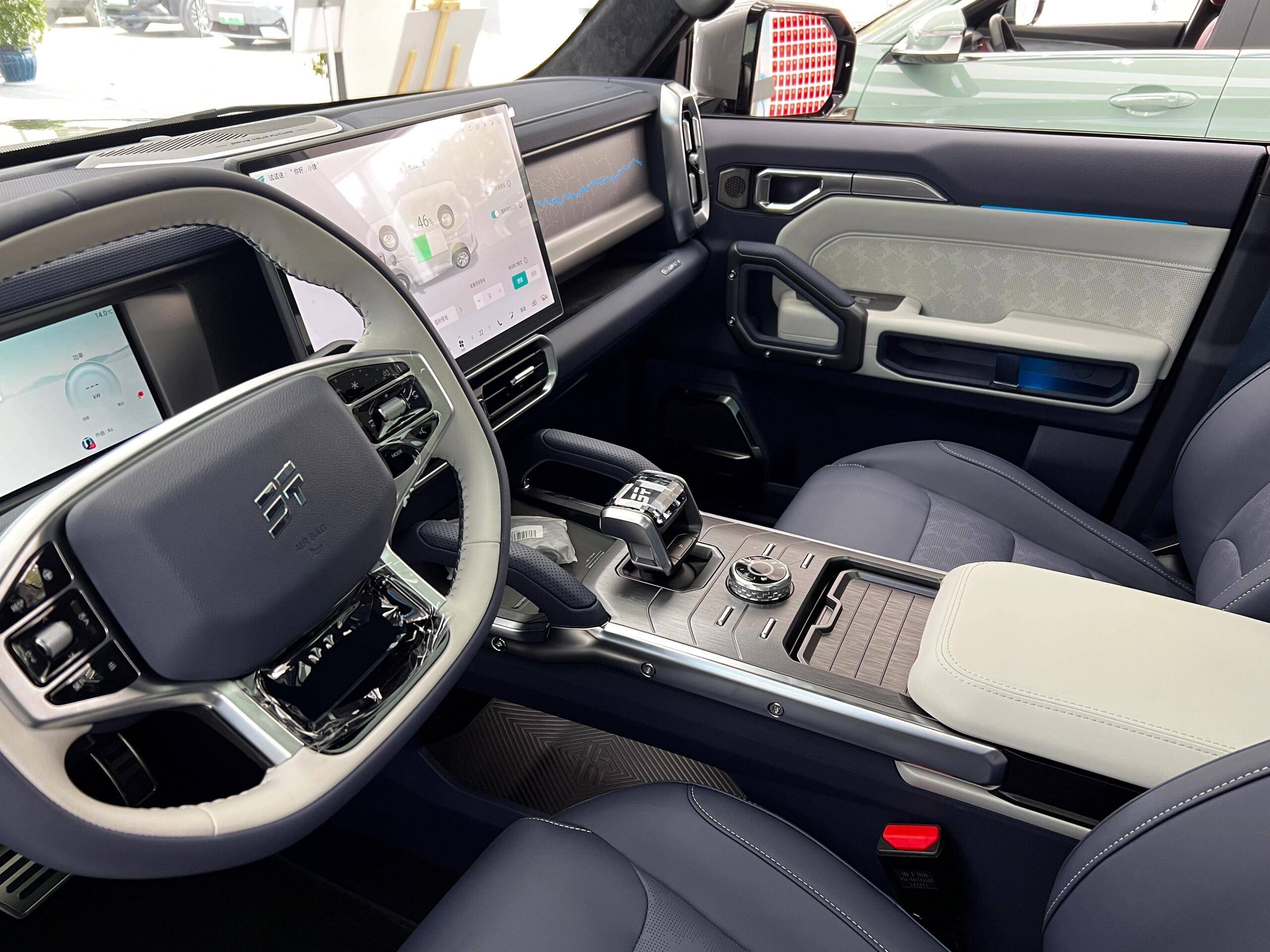 捷途山海t2实车到店,大过坦克300,配381马力 续航1300km