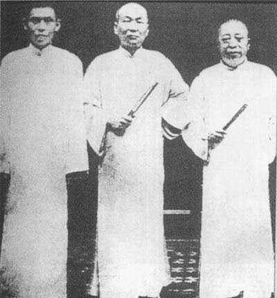 原创砍掉烟赌生意杜月笙和兄弟都难赚钱当抓到发财机会时杜这么做