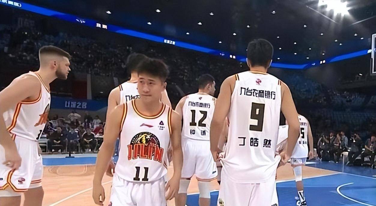 cba四川对江苏_(四川vs江苏)