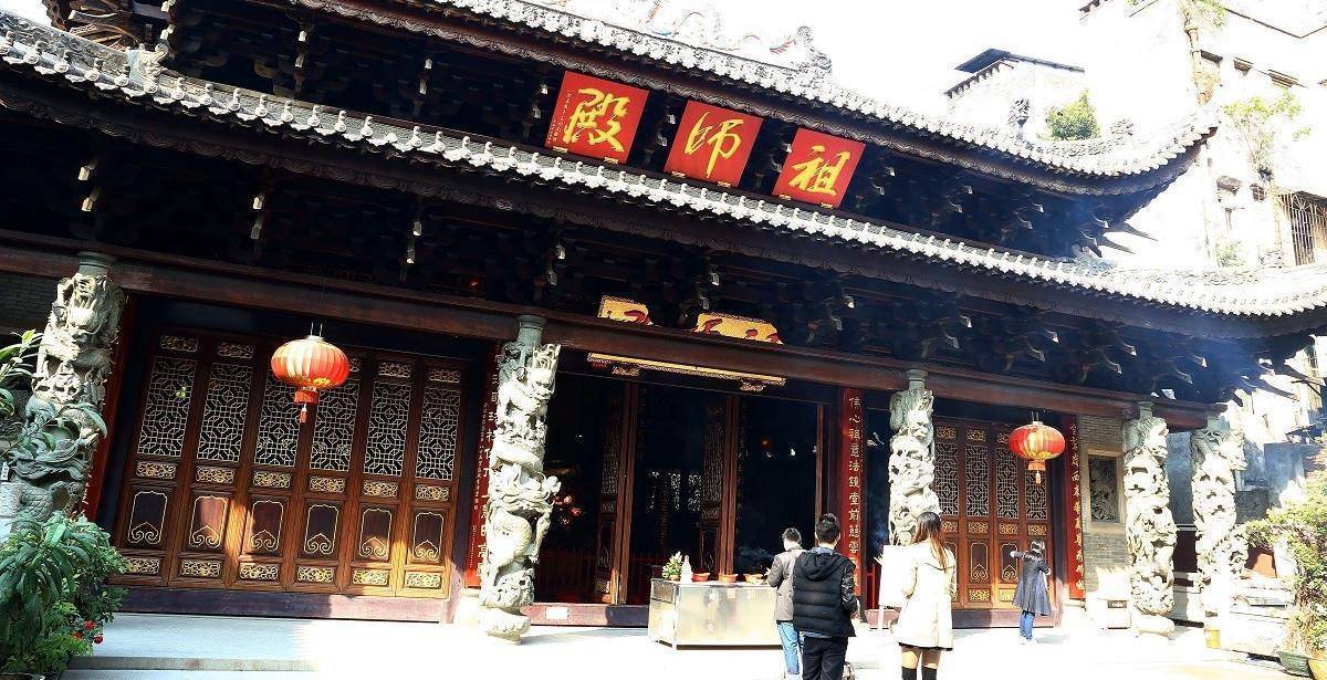 现在的"华林寺"很多建筑其实现代重建的,不过这些重建的却不到之前的