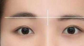 眉毛看面相眉毛高低与命运的关系