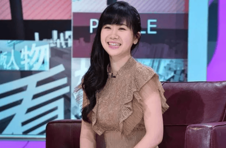 福原爱被迫与前夫和解,声称后悔为他人而活,三次鞠躬黯然离场!