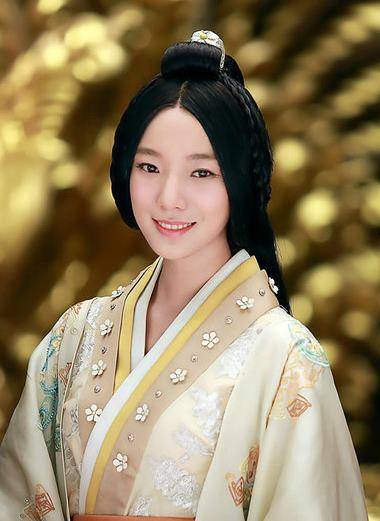 后冠绝六宫成一代贤后,还造就了一位千古一帝_卫子夫_汉武帝_霍去病