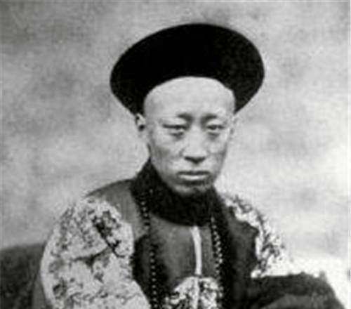 别人不敢小看他其实有一个很大的原因,当时讷勒赫的大福晋是慈禧的亲