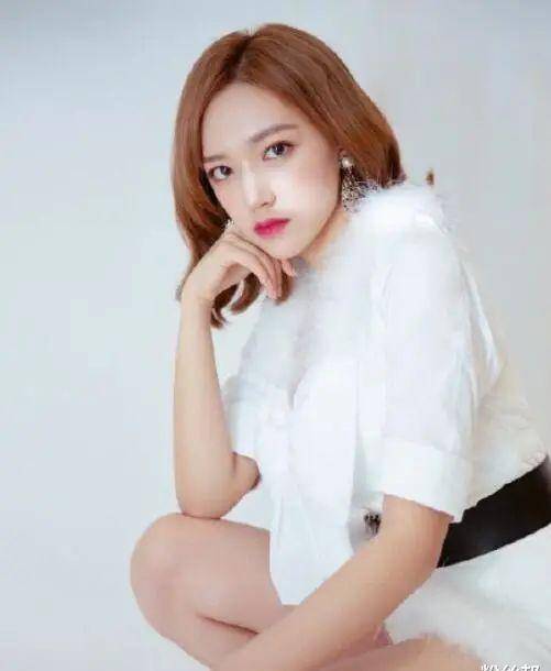 原创明星与出镜平台互惠互利程潇11月30日斗鱼首秀又是一波流量