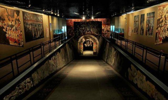 原创村民田中冒出阵阵黑气专家听闻连忙赶出从地下挖出一公主墓葬