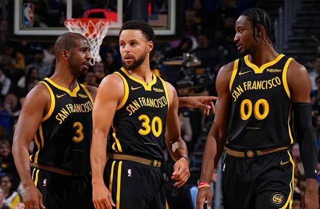 原创金州勇士陷入裁判风波克里斯保罗赛后怒斥裁判勇士再受重创