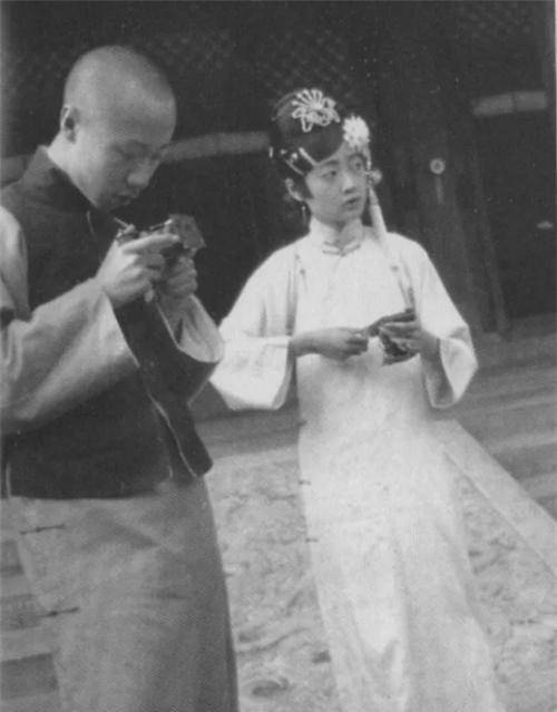 他为追求富贵荣华净身,一刀下去昏睡3天,醒来后清朝已经灭亡_孙耀庭