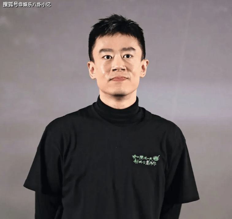 李雪健:与妻子结婚41年零绯闻,儿子有才是导演,但却是他的心病_李亘