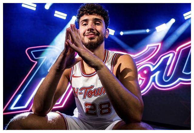 原创斯通联络费城申京告别探花秀将起飞