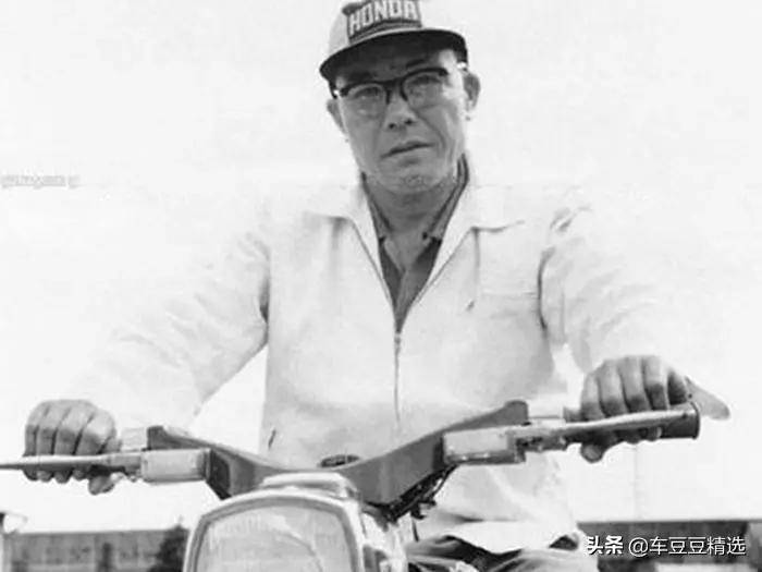 它的创始人,本田宗一郎,是个摩托车爱好者但是有这么一件日本小厂大