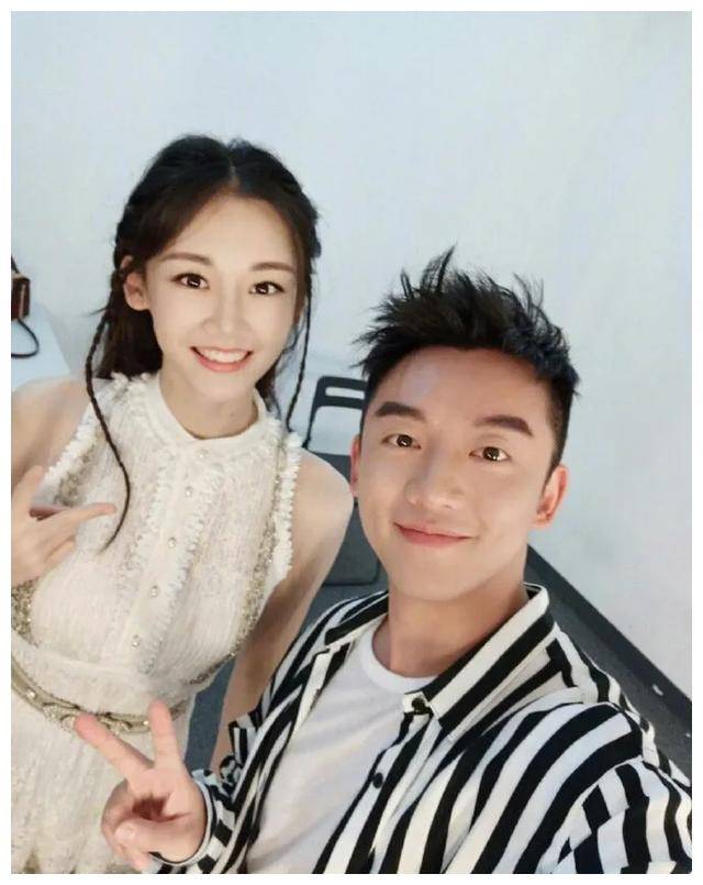 3年3胎哺乳期怀孕35岁的浪姐苗苗一直在乘风破浪