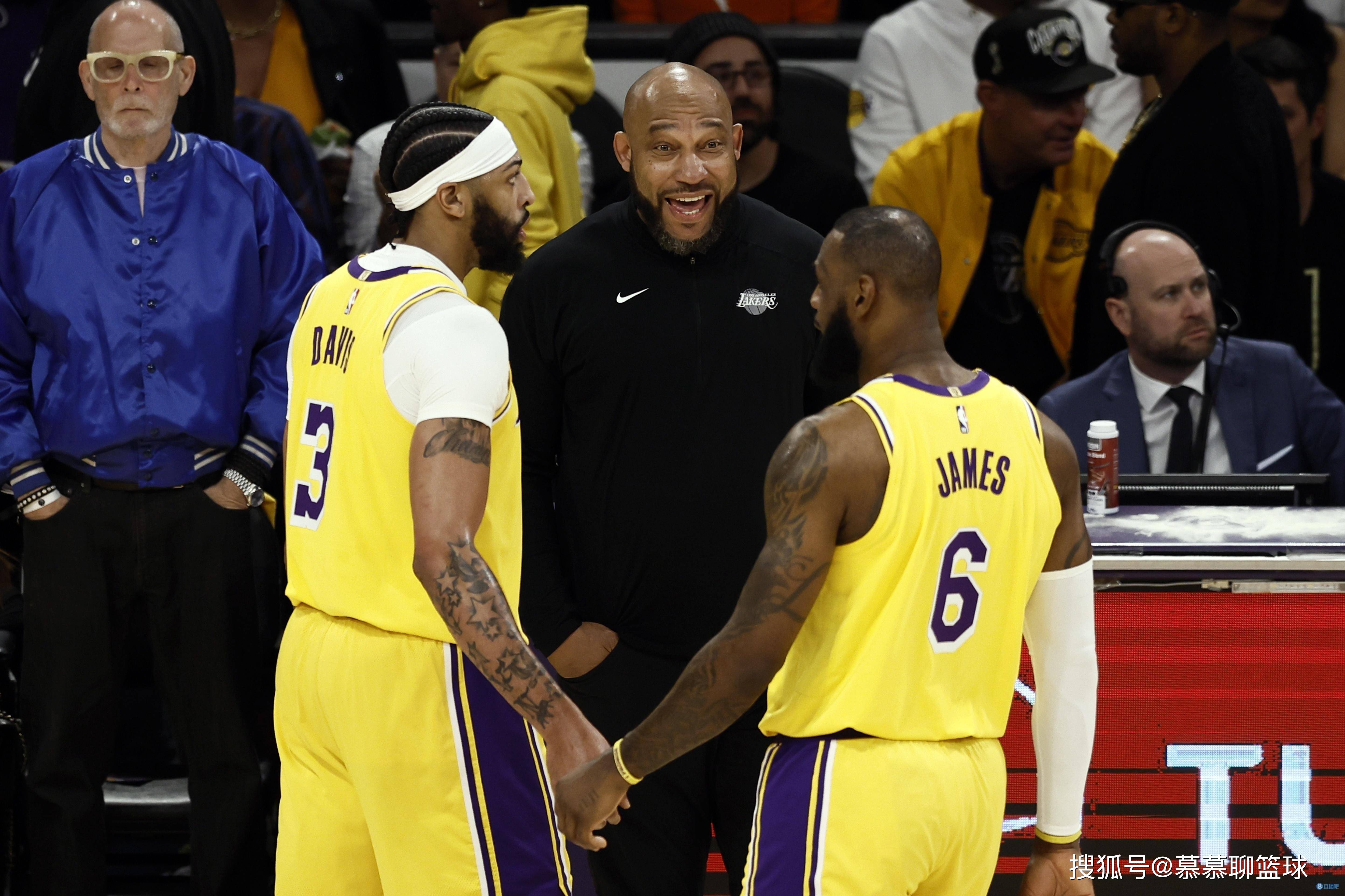 原创詹姆斯谈三双对我而言数据并不重要我必须要向我的队友们致敬