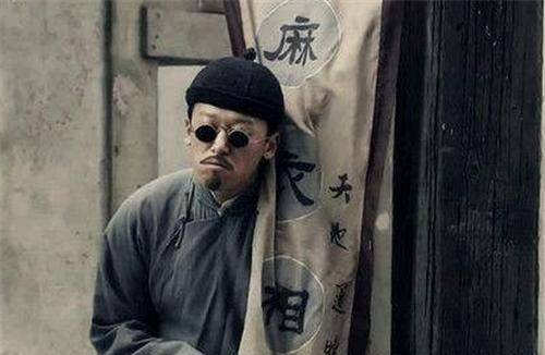但皇帝二字总是吸引着许多人,袁世凯就打算建立帝国,最终还是失败
