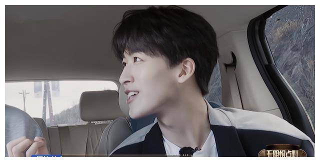 何洛洛在纪凌尘超越班教的三法门群演转型蜕变成主演