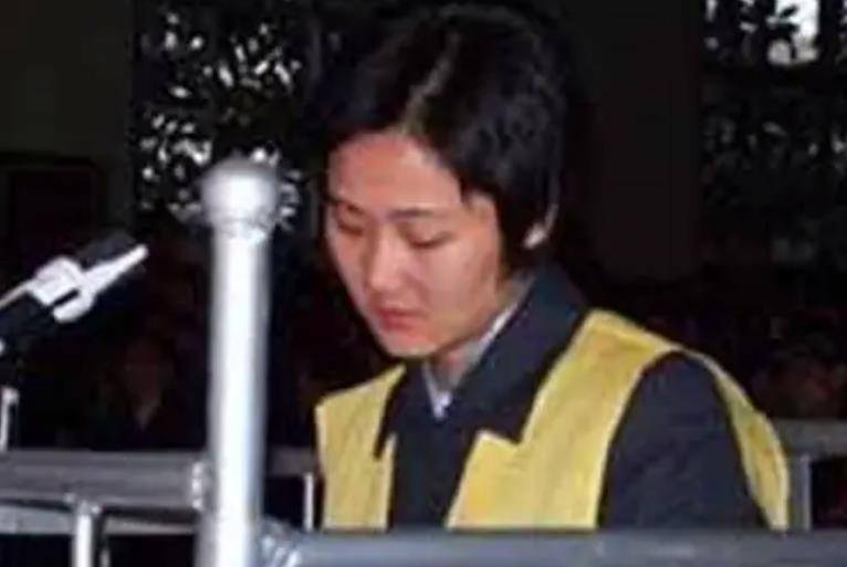 原创湖南暴徒张君6年杀26人劫财百万5个情妇四个被判处死刑