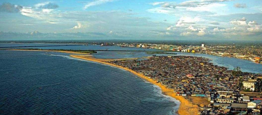 1996利比里亚撤离,中国大使请求暂避美国使馆,被告知暂只限美侨_谢志