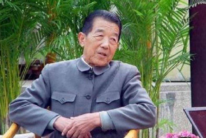 原创鼠王邱满囤一次性灭鼠80吨外国买配方拒绝卖它与卖国无异