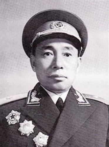 原创他是三野十一个司令之一授衔时只有他是少将找人求情也白搭