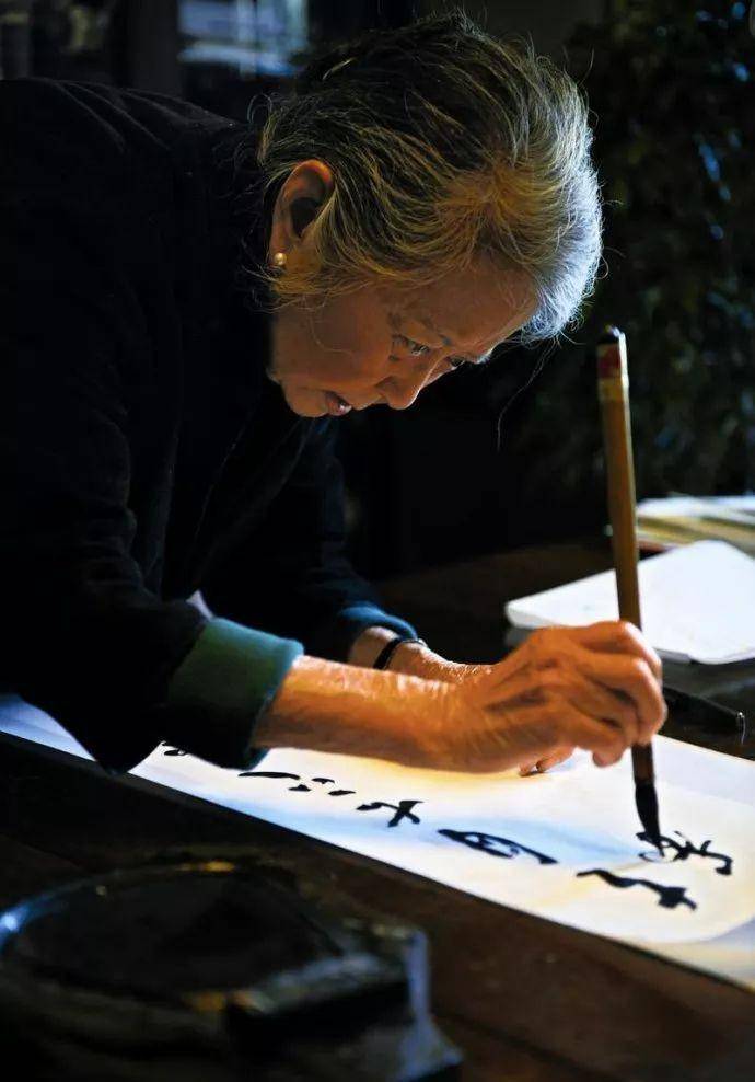 原创卞之琳苦恋张充和十年为她写下断章却只是那看风景的人