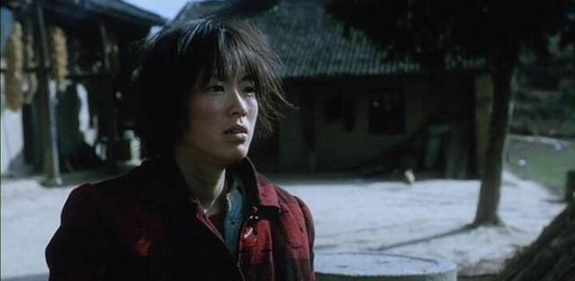 《盲山》:女大学生被迷晕,等她醒来后,已被卖给一个农民做老婆_白雪梅