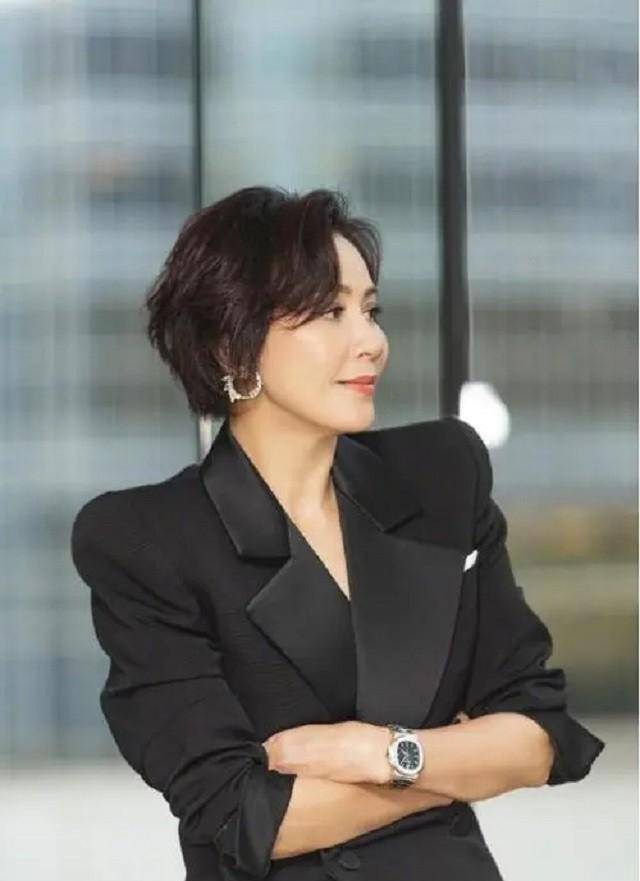 原创中国最小的包租公才9岁就年收租几十亿在香港有上百套豪宅