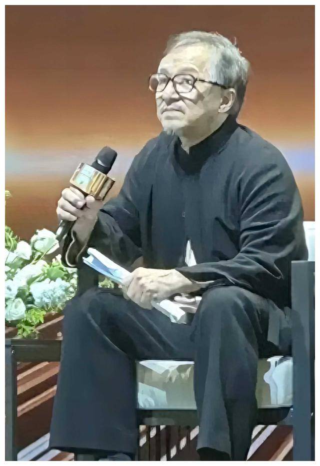 几乎是家喻户晓的存在,曾经的风华绝代,如今成龙大哥的年龄引起了网友