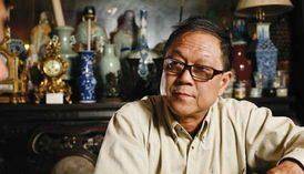 老农捡一破盆当烟灰缸用3年,收藏家花2包烟买走,最终拍卖180万_罗军