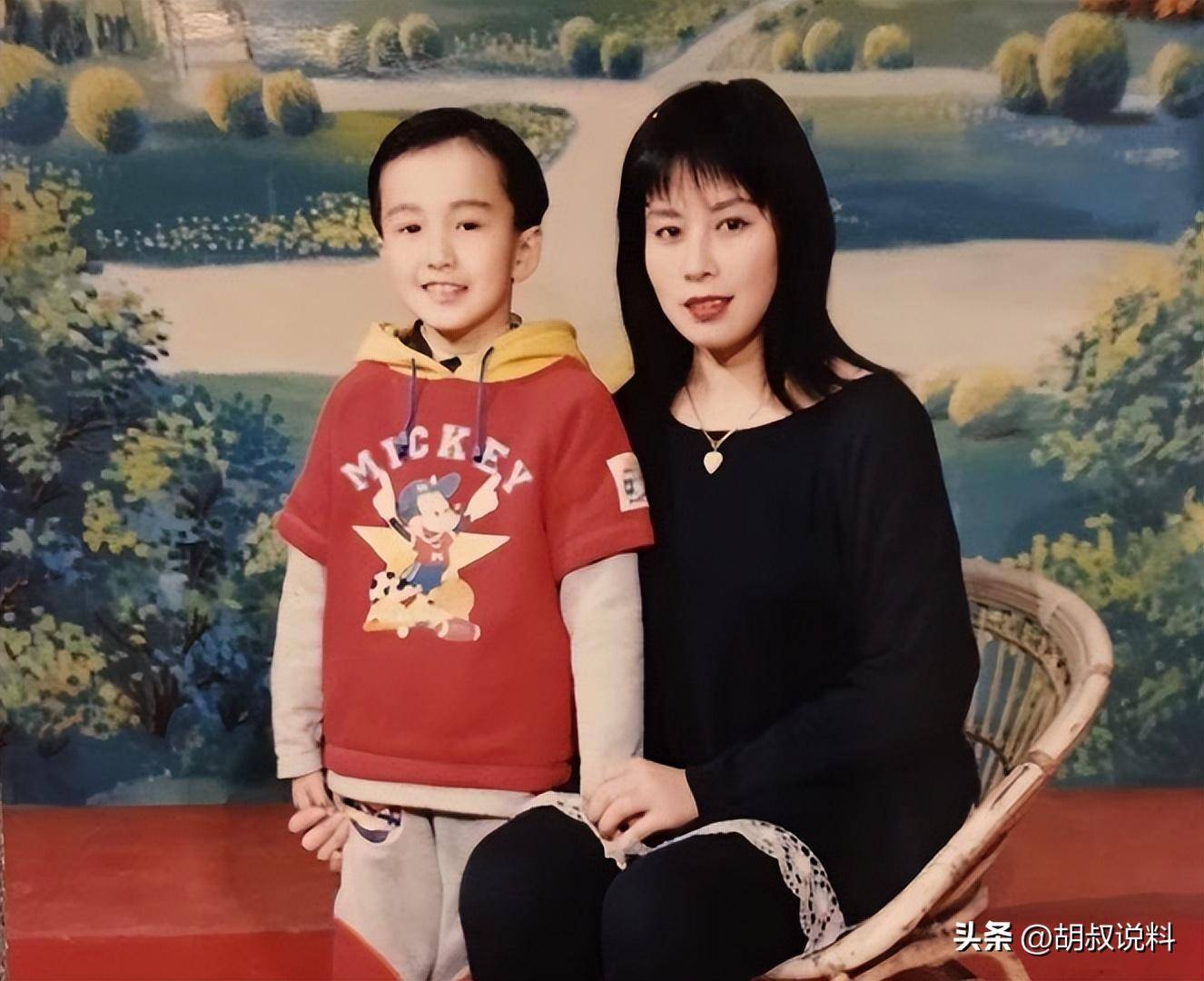 事实证明,"消失"6年的翟天临,早已经走上了一条"不归路"