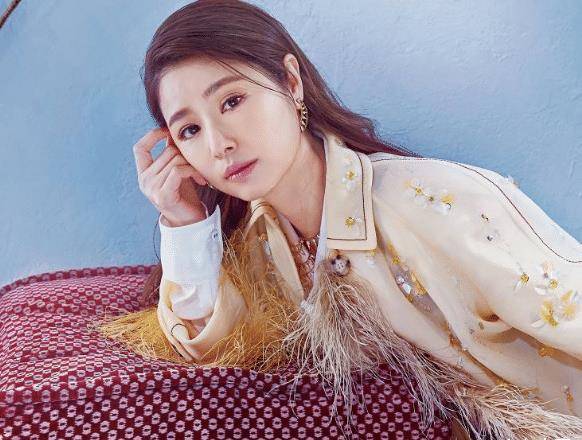 原创林心如自曝上学囧事收到情书贴到公告栏看清原因真心机