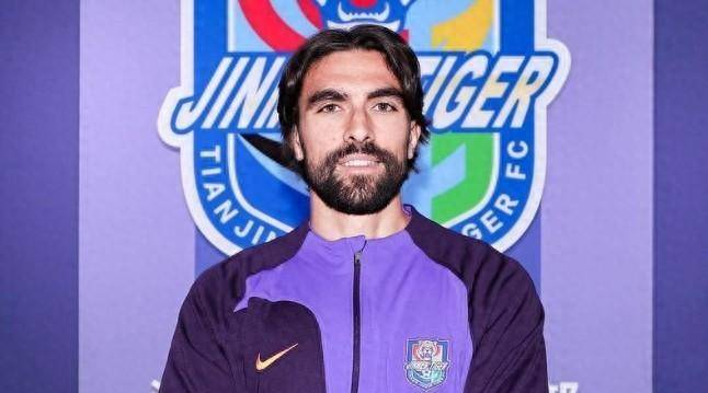 孔帕尼奥:从小就梦想征战意甲,遗憾的是一直没有真正的机会_意大利_天