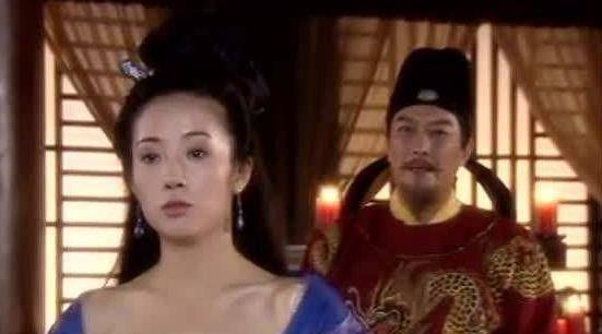 亮郎说《新唐书》记载:"曹王明,母本巢王妃,帝宠之,欲立为后,魏徵谏曰